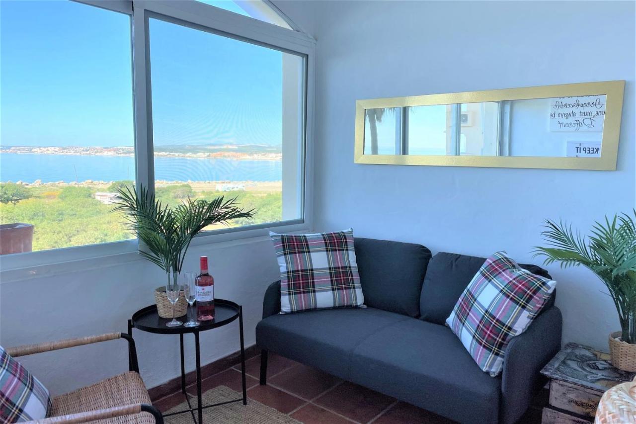 Gibraltar View - Marina Bay Apartment